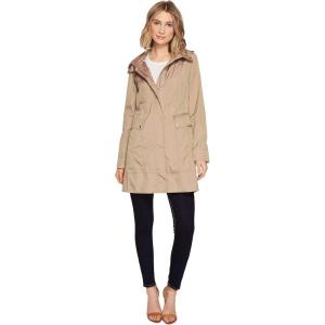 Cole Haan Women’s Packable Hooded Rain Jacket with Bow(Champagne)